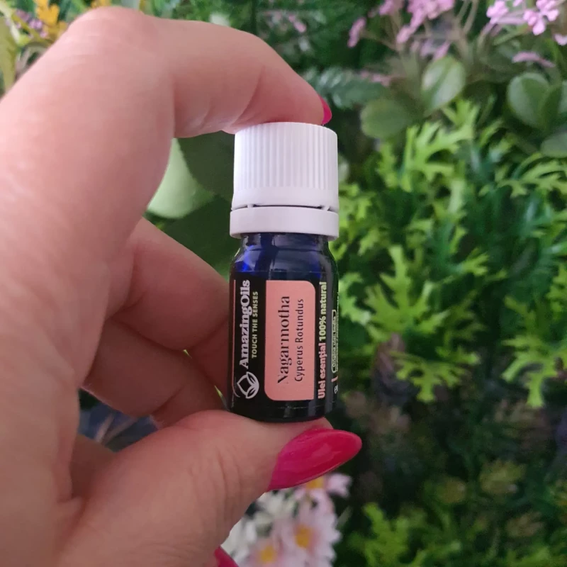 NAGARMOTHA - Ulei esential 100% pur  -  (Cyperus rotundus)   5ml 