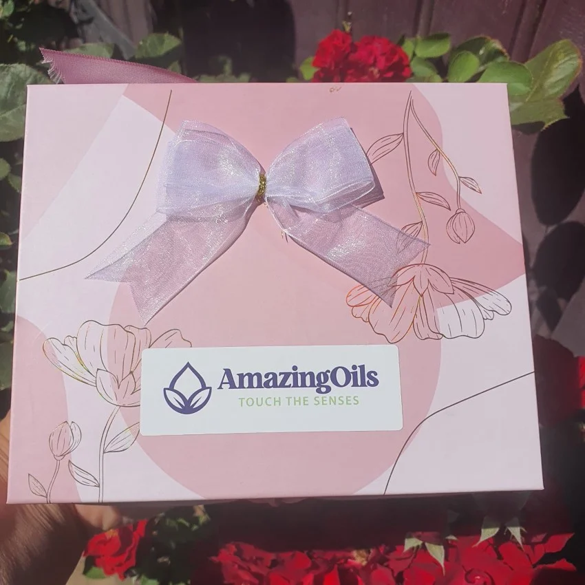 SET  cadou cu uleiuri esentiale INGRIJIRE PIELE-6 uleiuri esentiale-80 ml