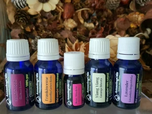 Cum Să Diferentiem Uleiul Aromatic de Uleiul  Esențial