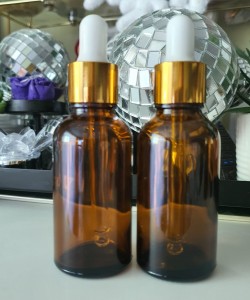 Set 2 sticle cu pipeta aurie 30 ml